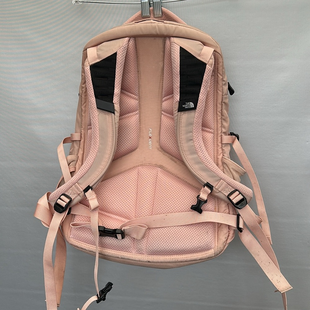 The North Face Borealis light pink backpack - Picture 3 of 8